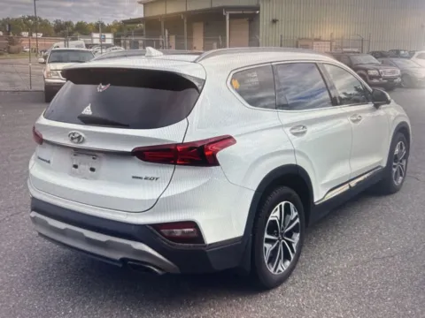 More photos of 2020 Hyundai Santa Fe Limited at CarFive Nashua, NH, NH
