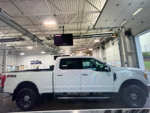 More photos of 2017 Ford F-250SD XLT at CarFive Nashua, NH, NH