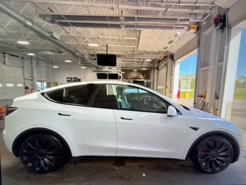 More photos of 2021 Tesla Model Y Performance at CarFive Nashua, NH, NH