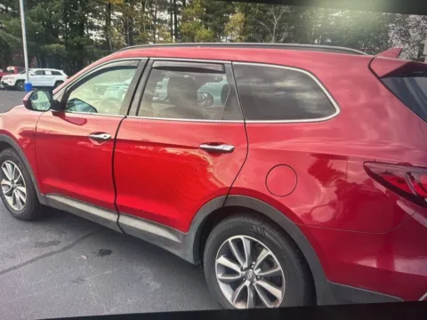 More photos of 2017 Hyundai Santa Fe SE at CarFive Nashua, NH, NH