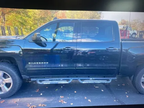 Photos of 2017 Chevrolet Silverado 1500 LT for sale in Nashua, NH at CarFive Nashua, NH