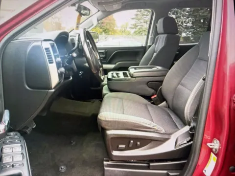 More photos of 2018 Chevrolet Silverado 1500 LT at CarFive Nashua, NH, NH