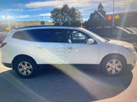 More photos of 2017 Chevrolet Traverse 2LT at CarFive Nashua, NH, NH