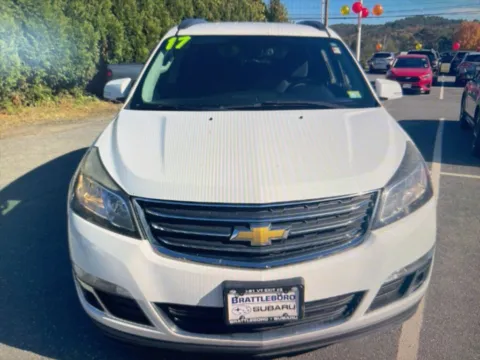 Photos of 2017 Chevrolet Traverse 2LT for sale in Nashua, NH at CarFive Nashua, NH