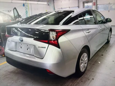 More photos of 2021 Toyota Prius LE at CarFive Nashua, NH, NH
