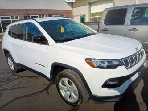 Photos of 2022 Jeep Compass Latitude for sale in Nashua, NH at CarFive Nashua, NH