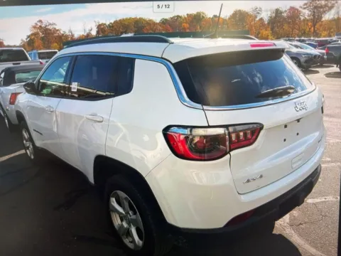 More photos of 2022 Jeep Compass Latitude at CarFive Nashua, NH, NH