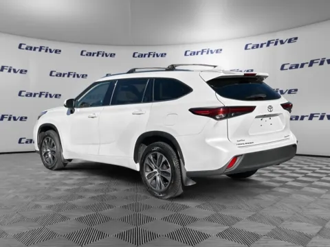 Another view of 2021 Toyota Highlander XLE for sale in Nashua, NH at CarFive Nashua, NH