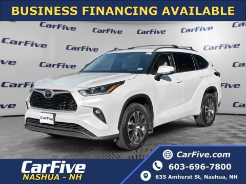 White 2021 Toyota Highlander XLE for sale in Nashua, NH