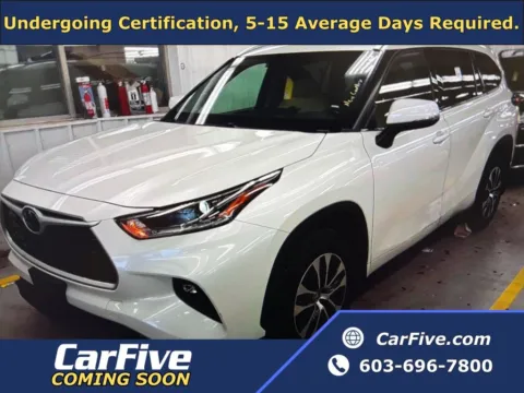 White 2021 Toyota Highlander XLE for sale in Nashua, NH