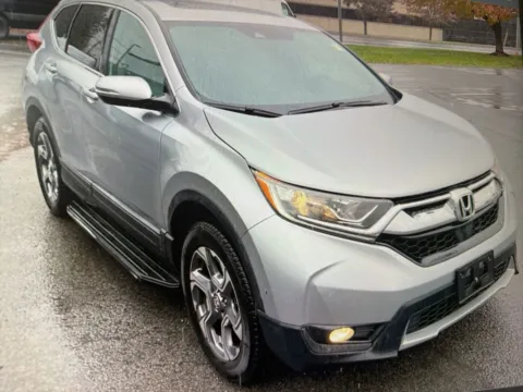 More photos of 2019 Honda CR-V EX at CarFive Nashua, NH, NH