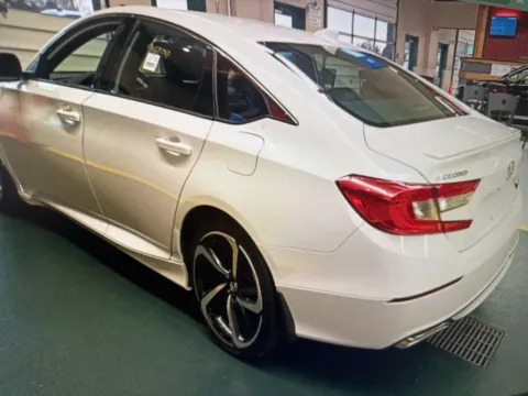 Photos of 2018 Honda Accord Sport for sale in Nashua, NH at CarFive Nashua, NH