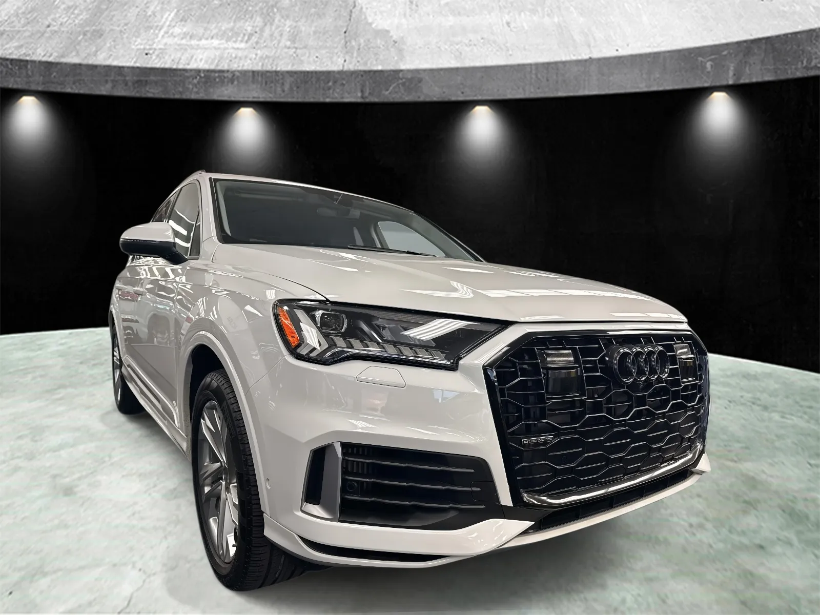 2024 Audi Q7 Premium Plus 55 TFSI quattro