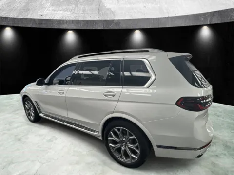 Another view of 2023 BMW X7 xDrive40i Sports Activity Vehicle for sale in Yonkers, NY at Yonkers Automall