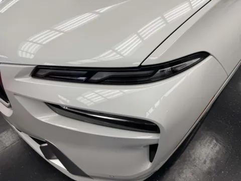 More photos of 2023 BMW X7 xDrive40i Sports Activity Vehicle at Yonkers Automall, NY