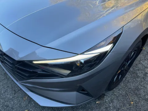 More photos of 2023 Hyundai Elantra SEL at Yonkers Automall, NY