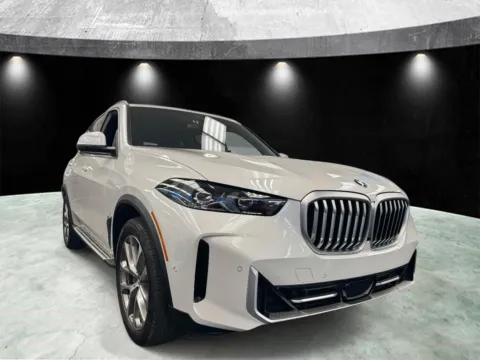 White 2025 BMW X5 xDrive40i Sports Activity Vehicle for sale in Yonkers, NY