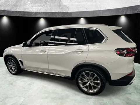 More photos of 2025 BMW X5 xDrive40i Sports Activity Vehicle at Yonkers Automall, NY