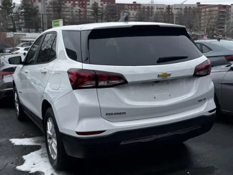 More photos of 2024 Chevrolet Equinox LT at Yonkers Automall, NY