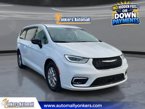 White 2024 Chrysler Pacifica Touring L FWD for sale in Yonkers, NY
