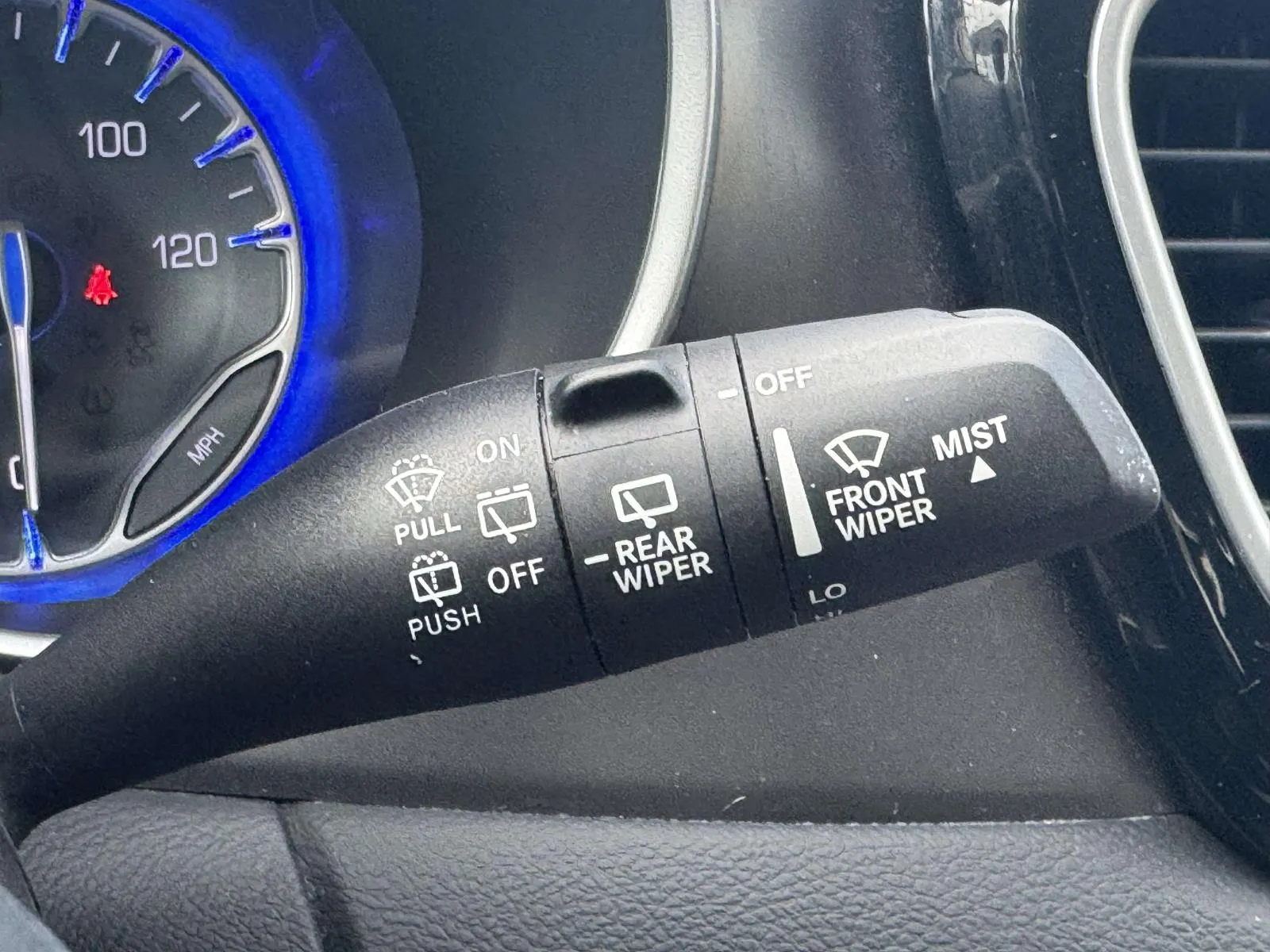 2024 Chrysler Pacifica Touring L - Photo 20