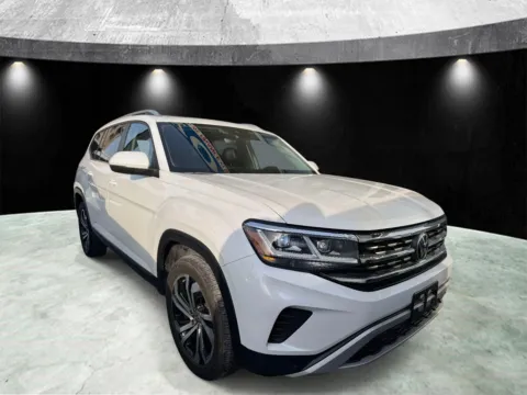 Black 2023 Volkswagen Atlas SEL for sale in Yonkers, NY