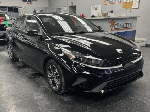 Black 2023 Kia Forte LXS for sale in Yonkers, NY