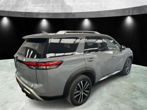 More photos of 2023 Nissan Pathfinder Platinum at Yonkers Automall, NY