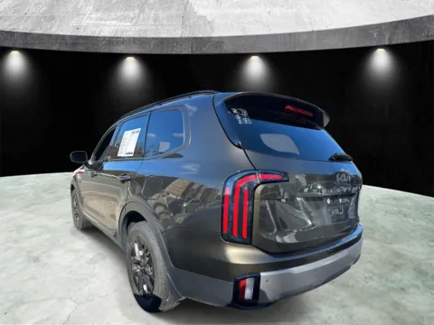 More photos of 2023 Kia Telluride SX X-Pro AWD at Yonkers Automall, NY