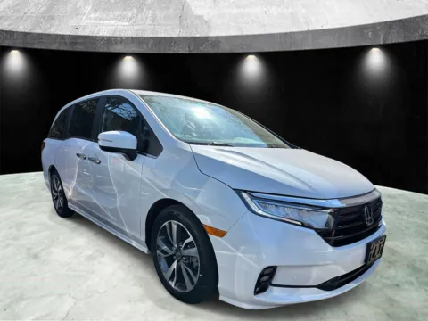 Blue 2023 Honda Odyssey Touring for sale in Yonkers, NY