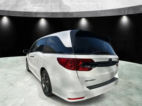 More photos of 2023 Honda Odyssey Touring at Yonkers Automall, NY