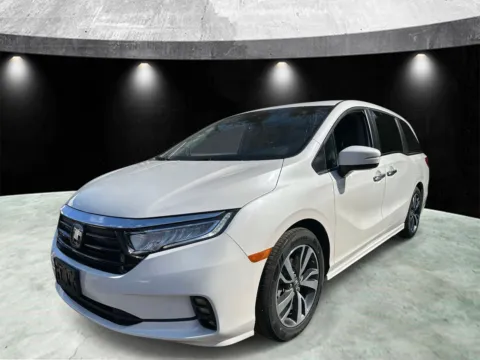 More photos of 2023 Honda Odyssey Touring at Yonkers Automall, NY