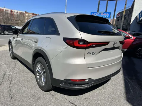 More photos of 2024 Mazda CX-90 PHEV Preferred at Yonkers Automall, NY