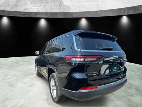 More photos of 2023 Jeep Grand Cherokee L Laredo at Yonkers Automall, NY