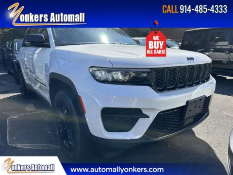 White 2023 Jeep Grand Cherokee Altitude for sale in Yonkers, NY