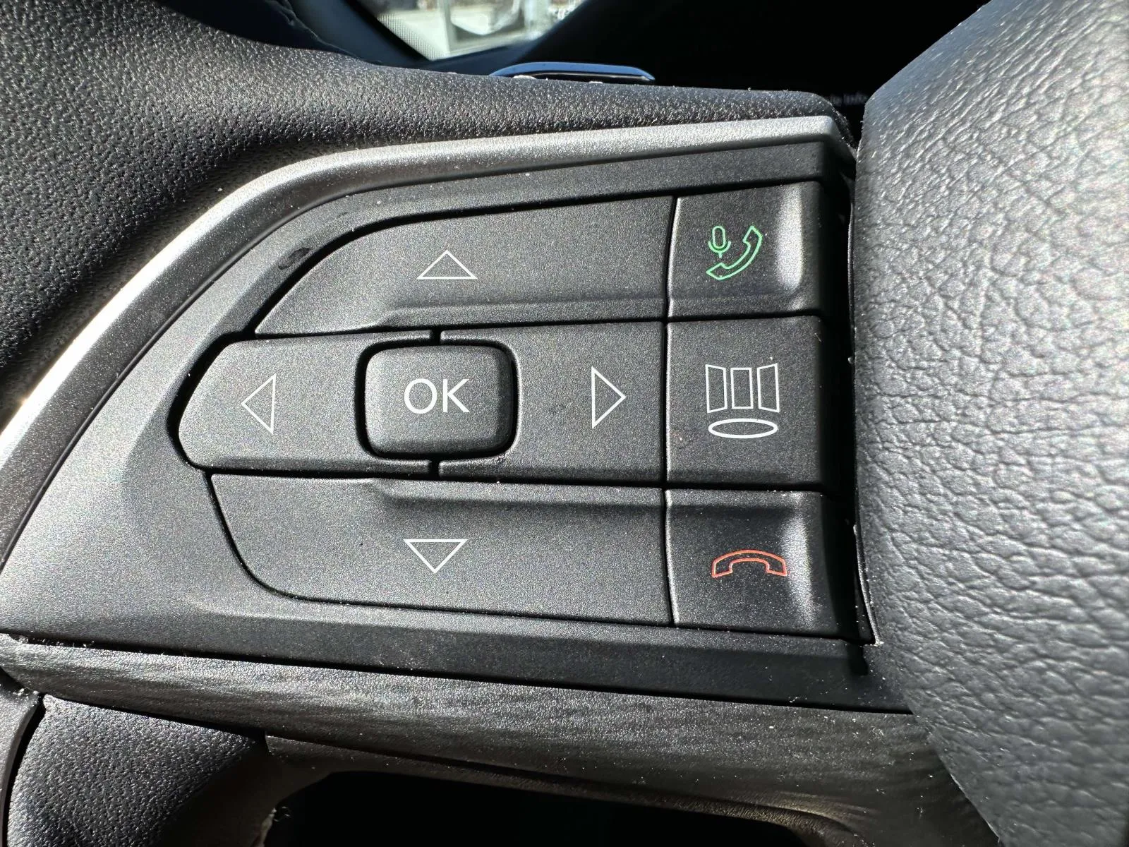 2023 Jeep Grand Cherokee Altitude - Photo 20