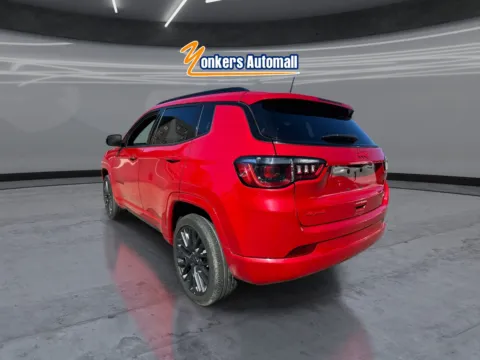 More photos of 2022 Jeep Compass (RED) Edition 4x4 at Yonkers Automall, NY