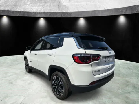 More photos of 2022 Jeep Compass Limited 4x4 at Yonkers Automall, NY