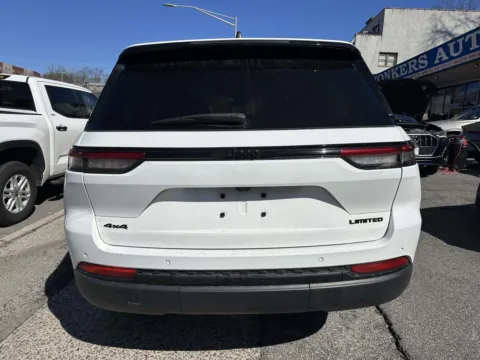 Another view of 2023 Jeep Grand Cherokee Limited for sale in Yonkers, NY at Yonkers Automall