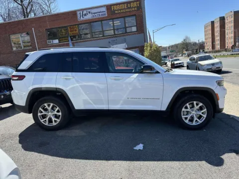 Photos of 2023 Jeep Grand Cherokee Limited for sale in Yonkers, NY at Yonkers Automall