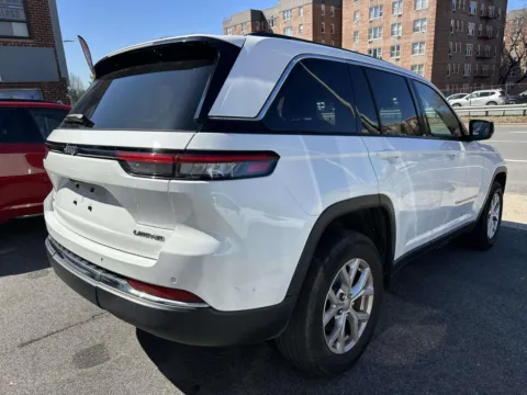 Another view of 2023 Jeep Grand Cherokee Limited for sale in Yonkers, NY at Yonkers Automall