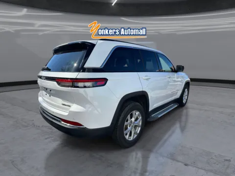 Photos of 2023 Jeep Grand Cherokee Limited 4x4 for sale in Yonkers, NY at Yonkers Automall