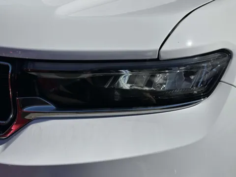 More photos of 2023 Jeep Grand Cherokee Limited at Yonkers Automall, NY