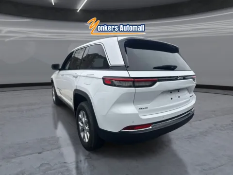 More photos of 2023 Jeep Grand Cherokee Limited 4x4 at Yonkers Automall, NY