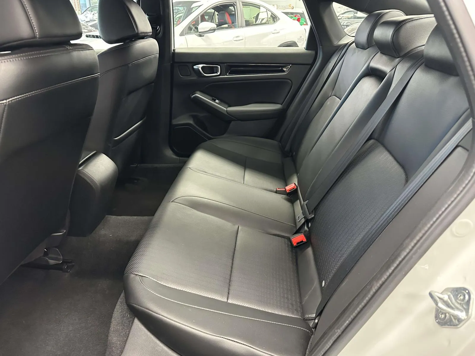 2025 Honda Civic Sport Touring - Photo 13