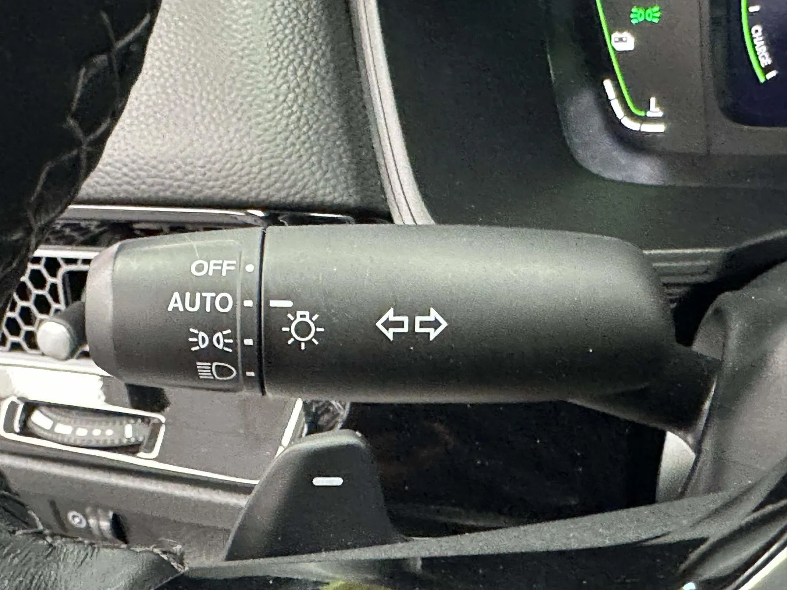2025 Honda Civic Sport Touring - Photo 31