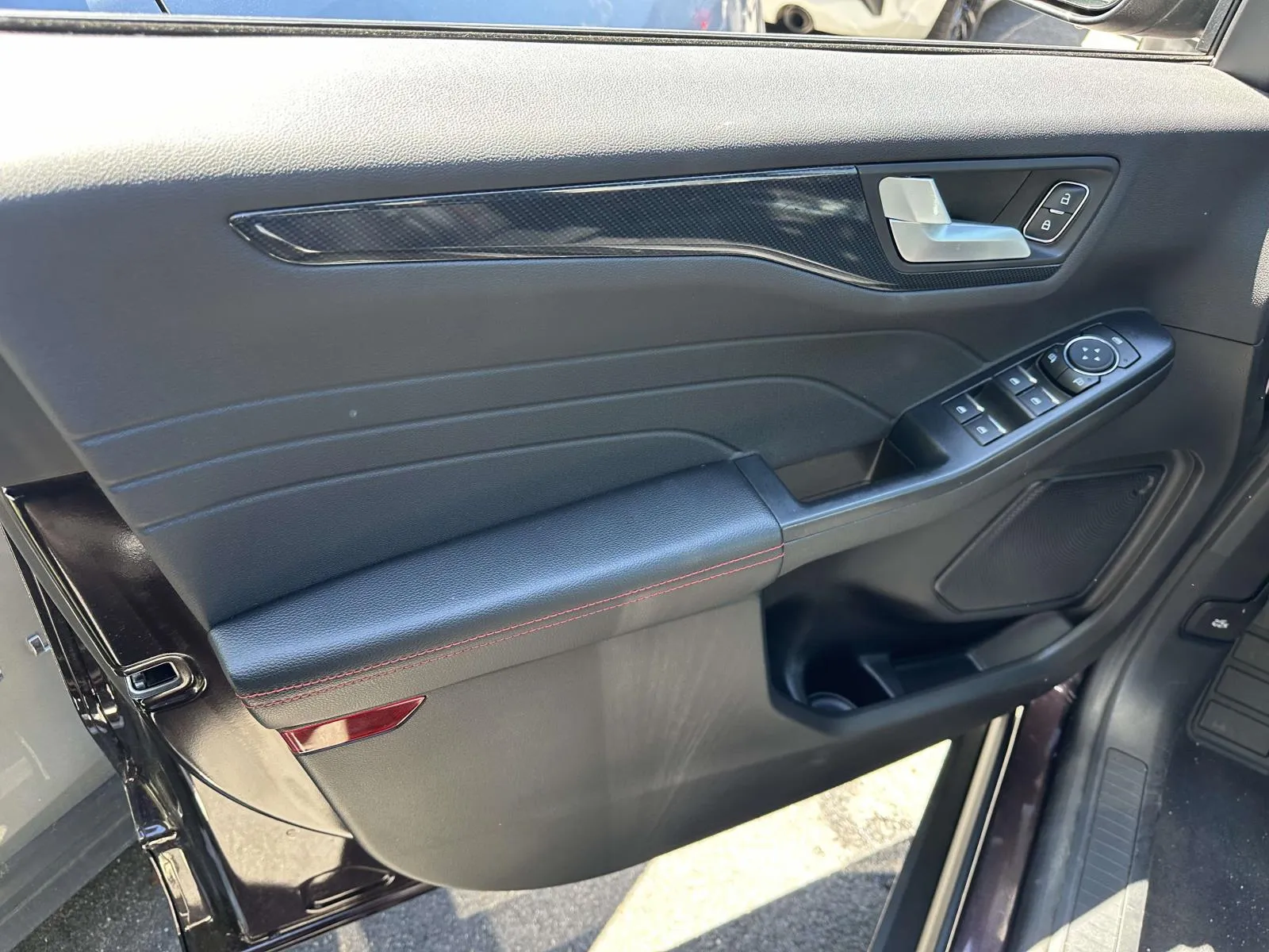 2023 Ford Escape ST-Line - Photo 16