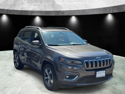 Gray 2019 Jeep Cherokee Limited 4x4 for sale in Yonkers, NY