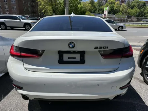 Another view of 2019 BMW 3 Series 330i xDrive for sale in Yonkers, NY at Yonkers Automall