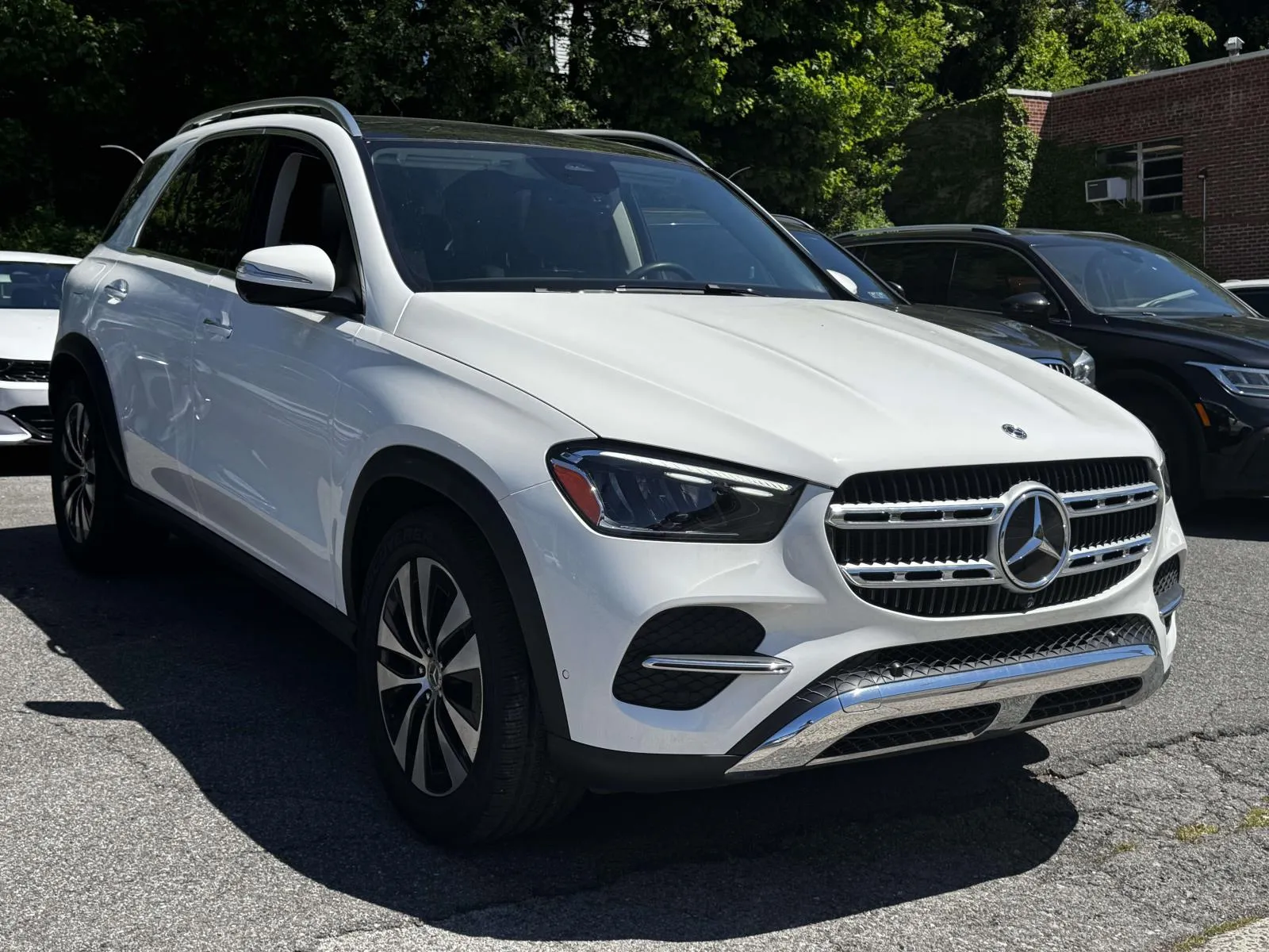 White 2025 Mercedes-Benz GLE 350 4MATIC SUV for sale in Yonkers, NY